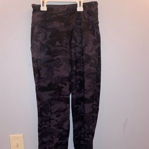Camouflage joggers